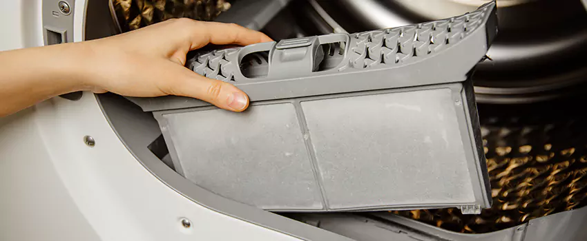 Signs Of A Clogged Dryer Lint Trap in Little Elm, Texas